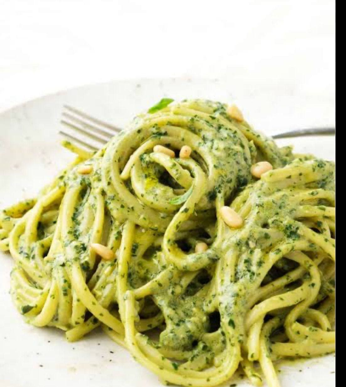 Creamy Pesto Pasta Veg