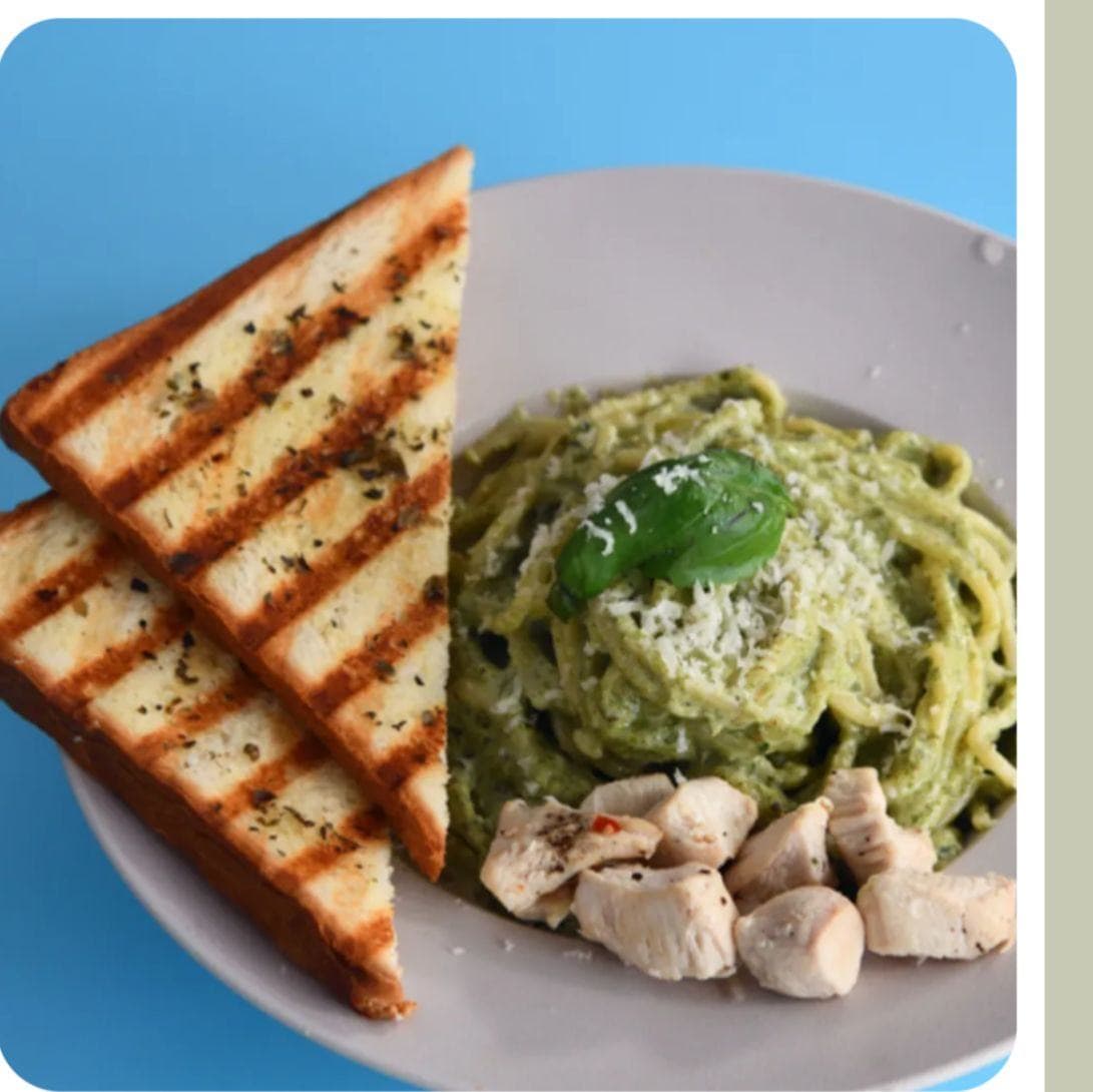 Creamy Pesto Pasta Chicken